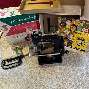 Antique 1955 Singer Child's Sewing Machine